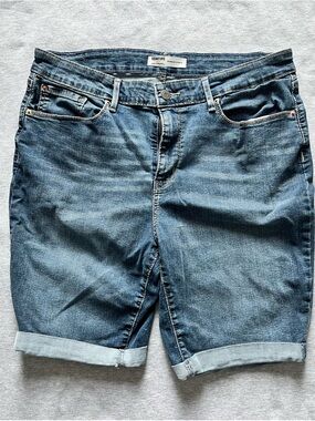 Levi’s Signature Denim Roll-Cuff Women’s Shorts - Blue